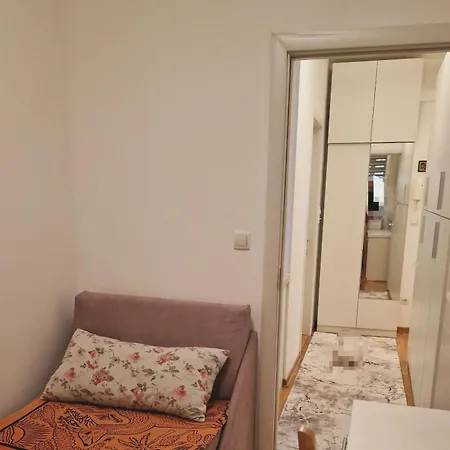 Laki 15 Apartament Kalugjerica